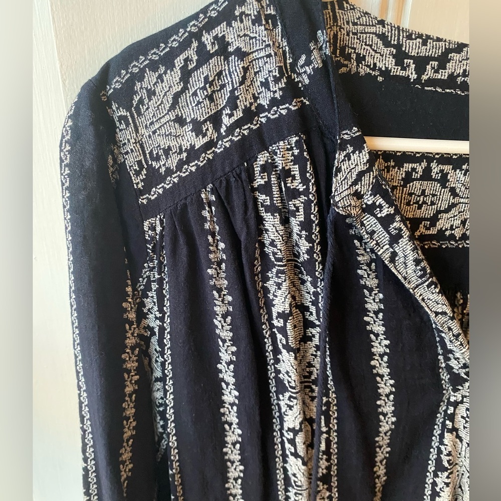 Dylan Navy & White Boho Peasant Tassel Blouse Sz M